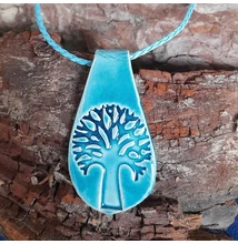 Türkiz nyaklánc - fa mintás nagy medállal 