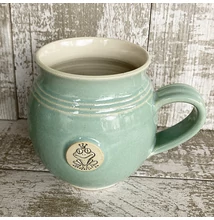 Almazöld békás bögre - nagy, emblémás - pufi