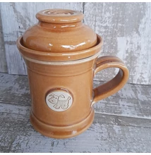 Sárga kutyás szűrős bögre, emblémás - egyenes