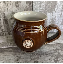 Barna  kutyás  bögre - nagy, emblémás - pufi 