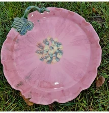 Rózsaszín süteményes tál