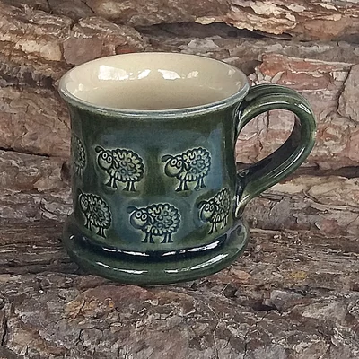 Zöld bárányos bögre - kicsi, nyomott mintás