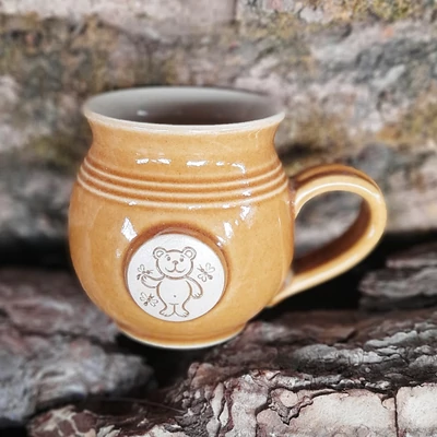 Sárga macis bögre - kicsi, emblémás