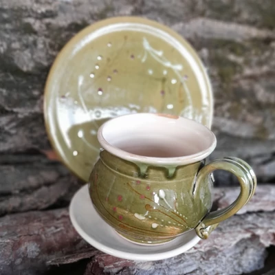 Kerámia bögre szett - tavaszi rét mintával Kerámia bögre szett - tavaszi rét mintával